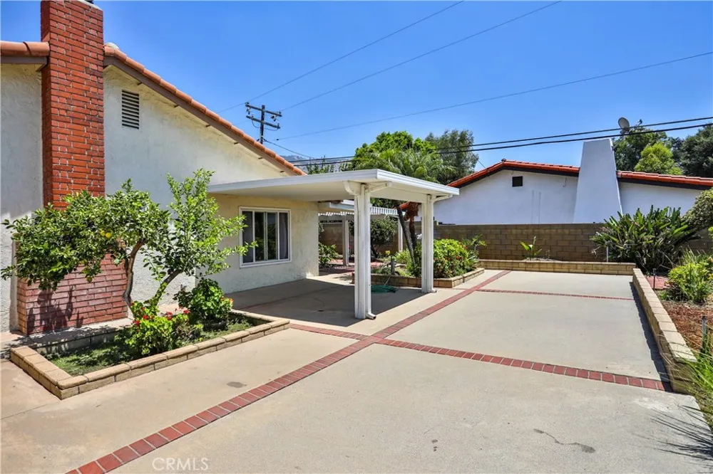 1741 BRANCH OAK DRIVE Glendora, CA 91741