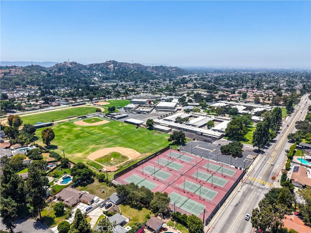 1741 BRANCH OAK DRIVE Glendora, CA 91741