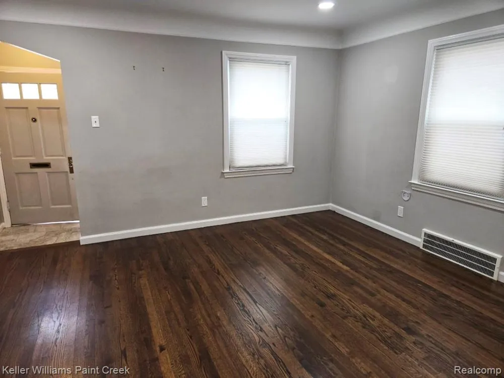 1489 West Boulevard Berkley City, MI 48072