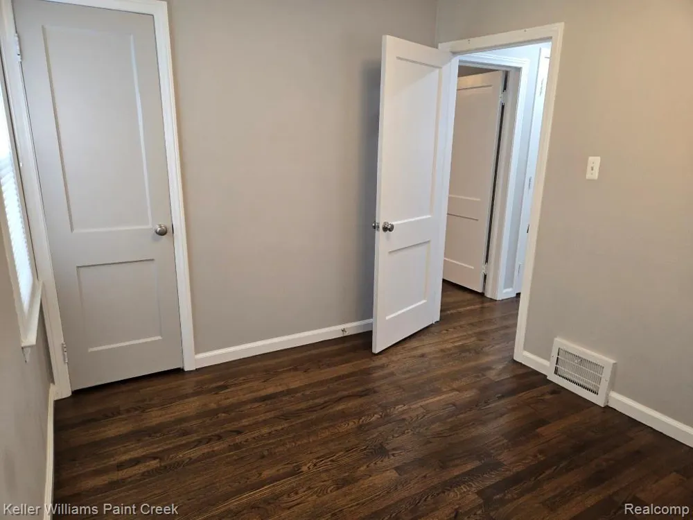 1489 West Boulevard Berkley City, MI 48072