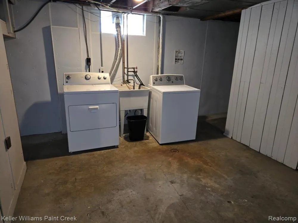1489 West Boulevard Berkley City, MI 48072