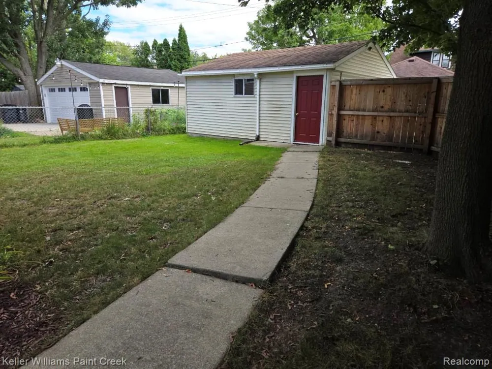 1489 West Boulevard Berkley City, MI 48072