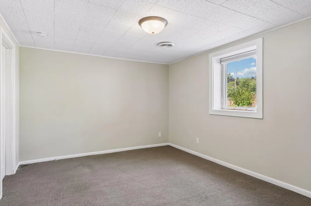 3104 Silver Lake Road NE Saint Anthony, MN 55418