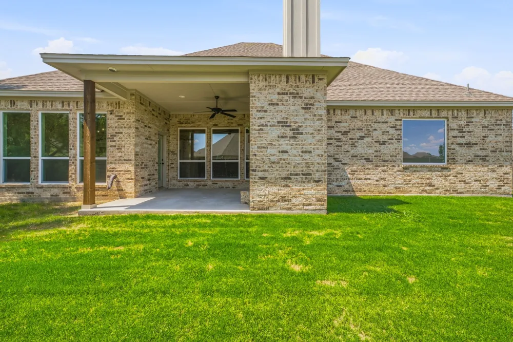 162 Breeders Drive Willow Park, TX 76087