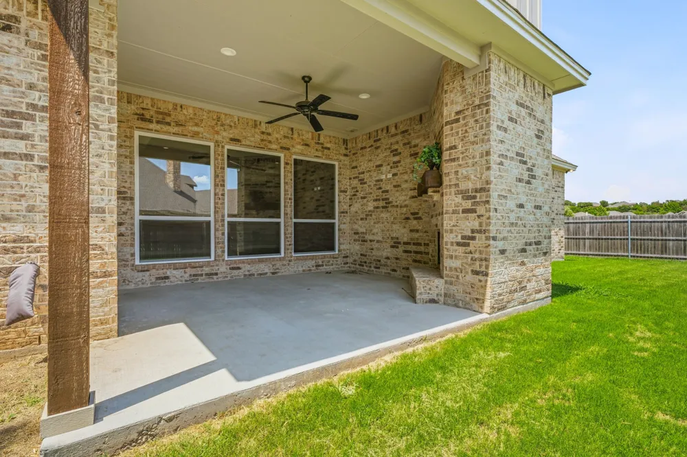 162 Breeders Drive Willow Park, TX 76087