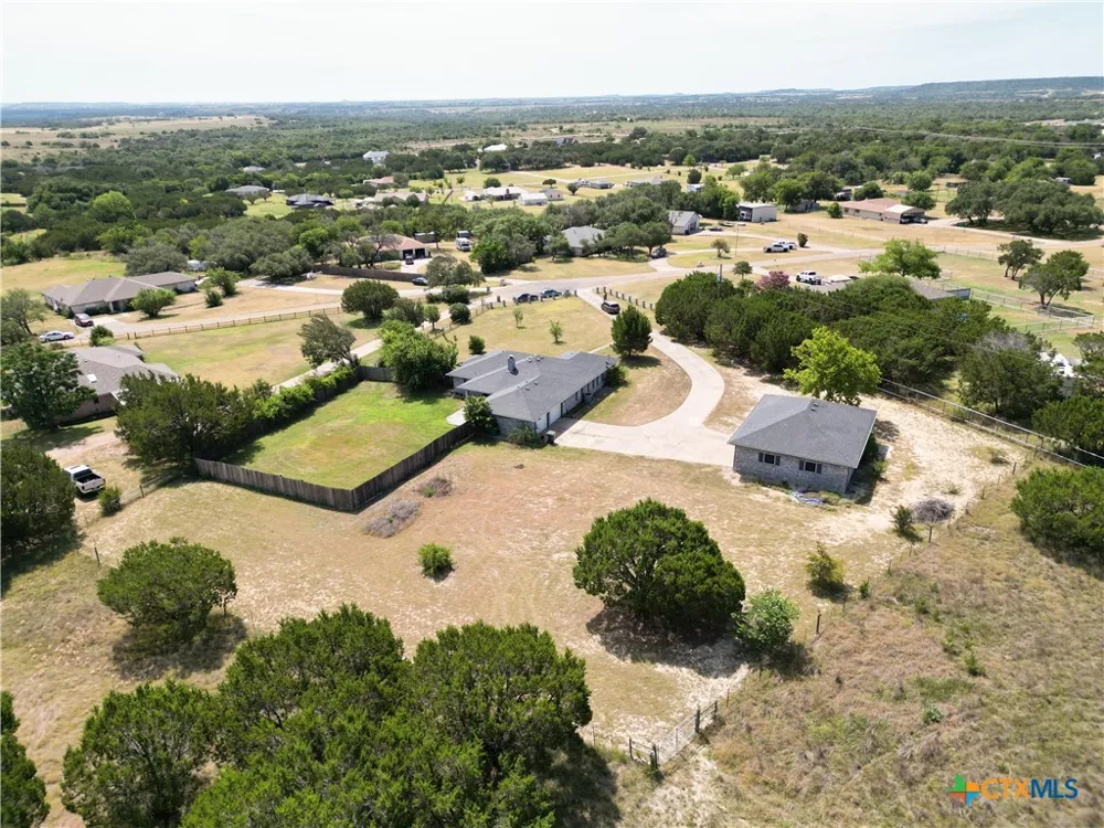 875 Spring Creek Lane Copperas Cove, TX 76522
