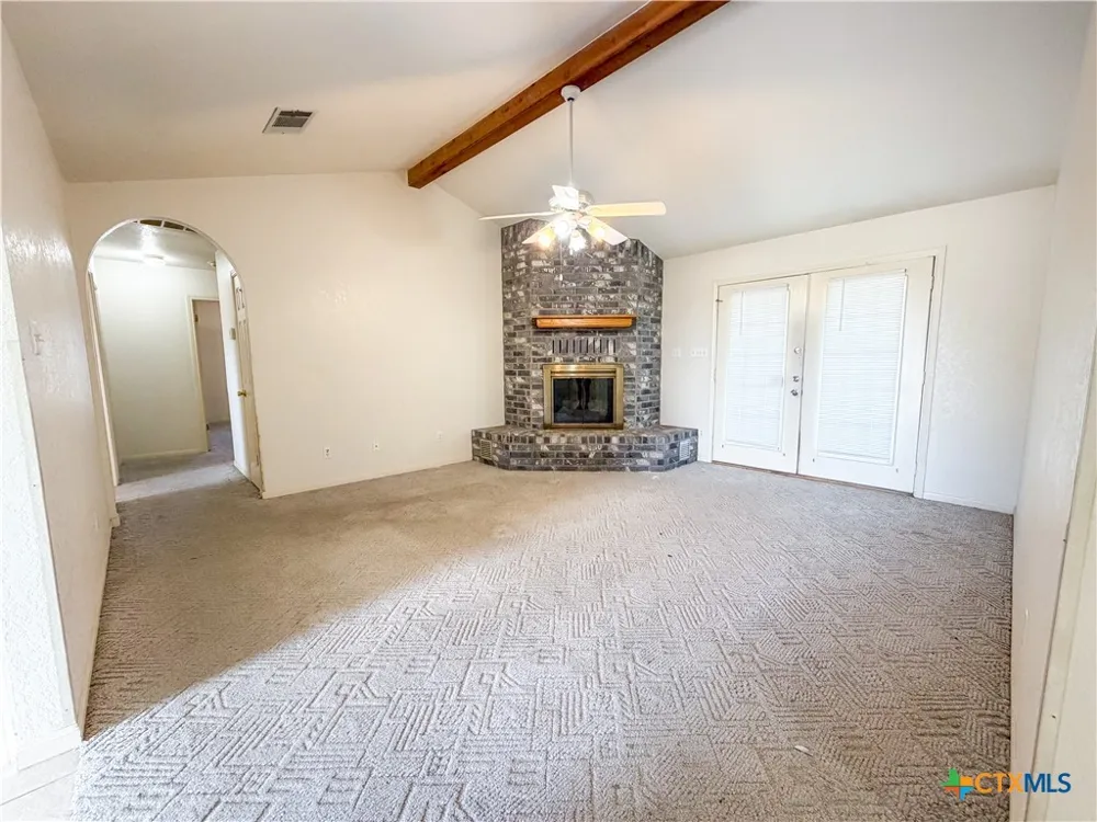 875 Spring Creek Lane Copperas Cove, TX 76522
