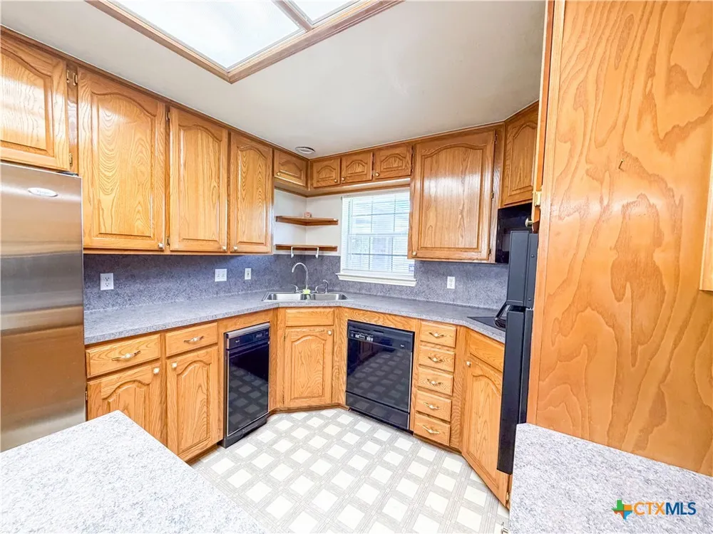 875 Spring Creek Lane Copperas Cove, TX 76522