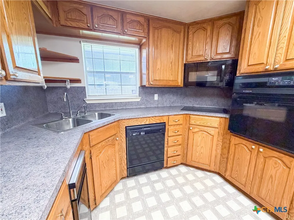 875 Spring Creek Lane Copperas Cove, TX 76522