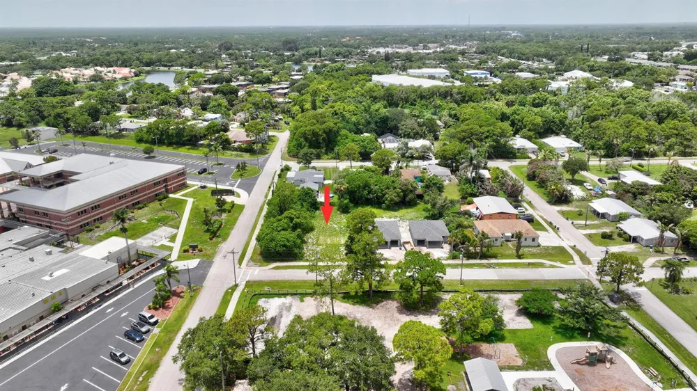 5684 SE 45th Avenue SE Stuart, FL 34997