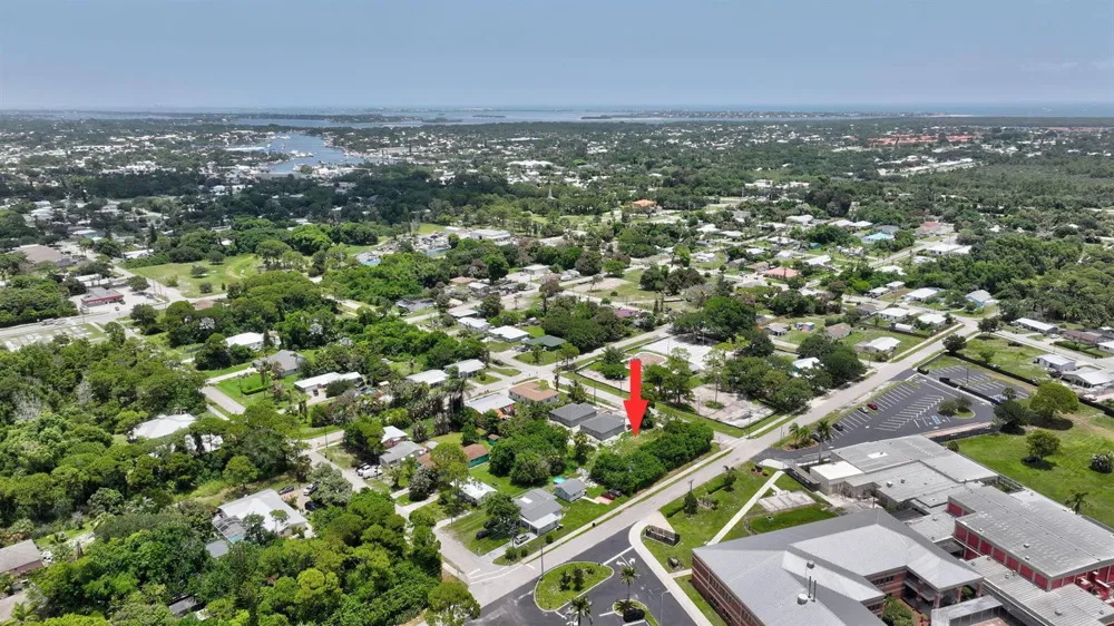 5684 SE 45th Avenue SE Stuart, FL 34997