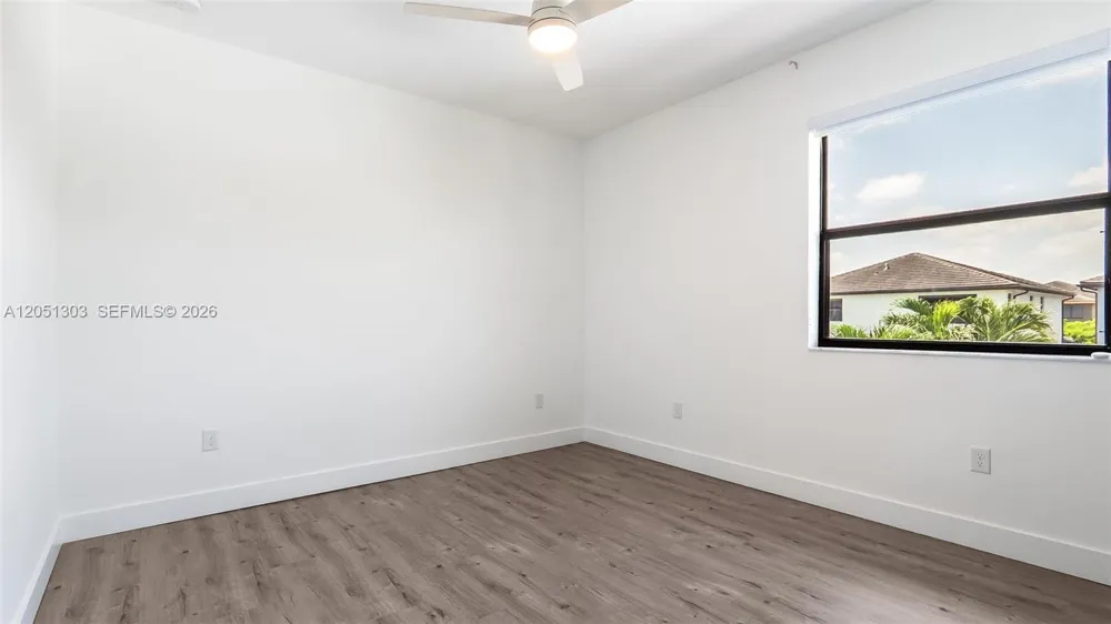 8900 NW 161st Ter Miami Lakes, FL 33018