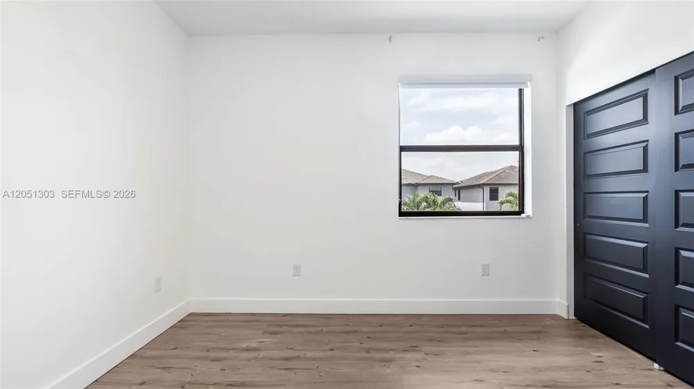 8900 NW 161st Ter Miami Lakes, FL 33018
