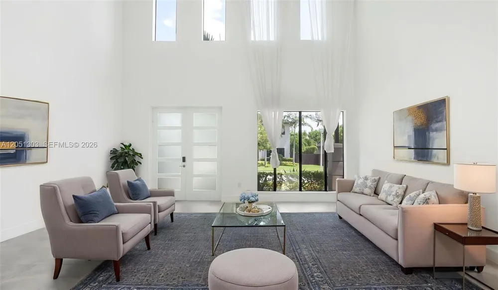 8900 NW 161st Ter Miami Lakes, FL 33018