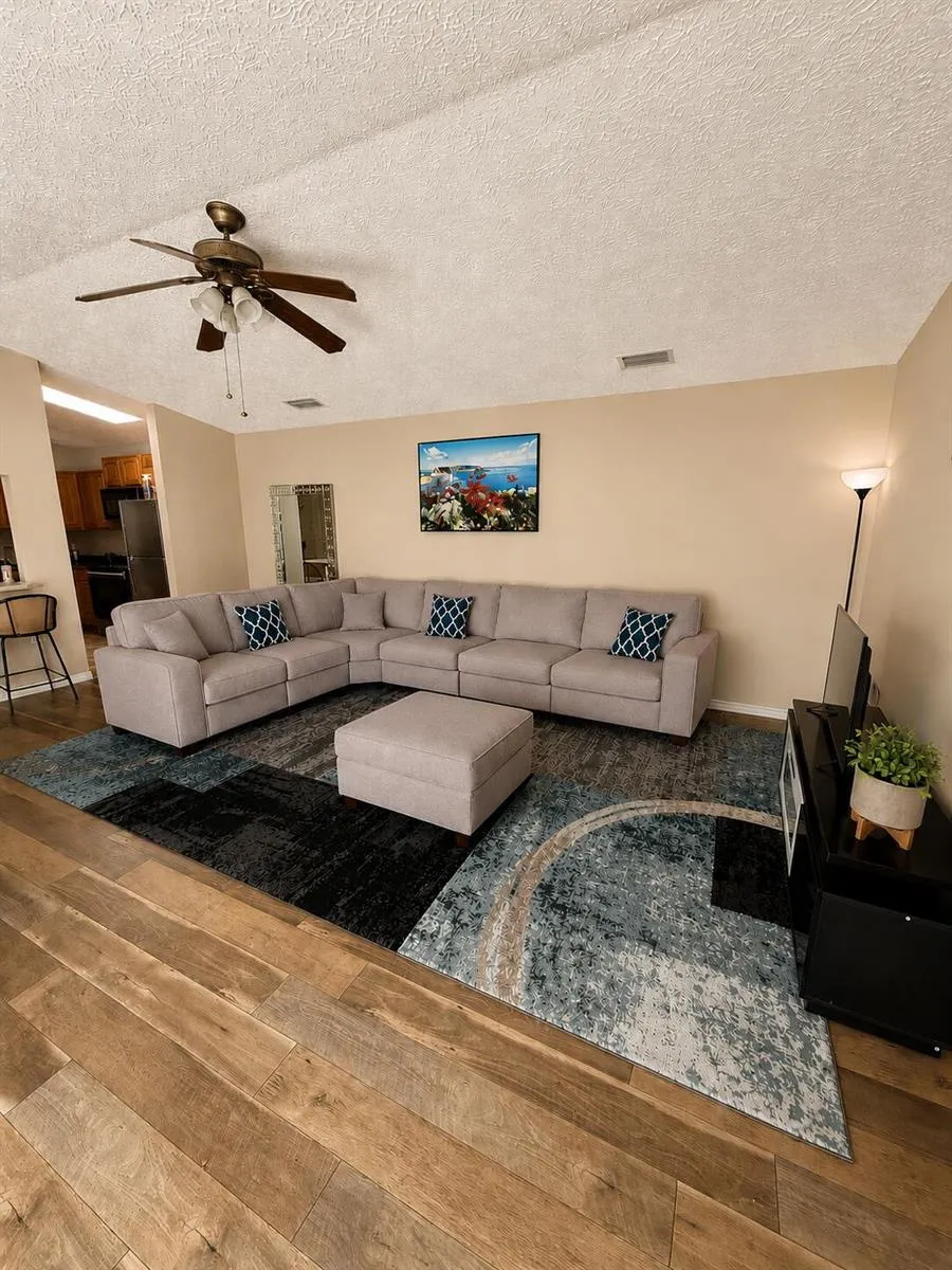 1433 Captains Walk #18a Fort Pierce, FL 34950
