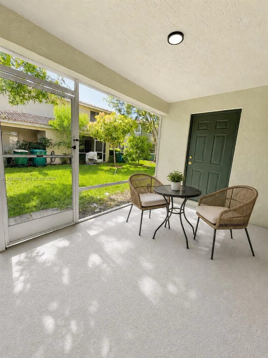 5905 Manchester Way Tamarac, FL 33321