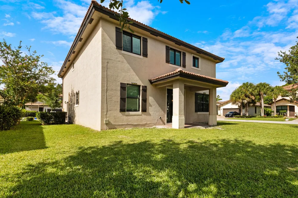 4846 Pond Pine Way 