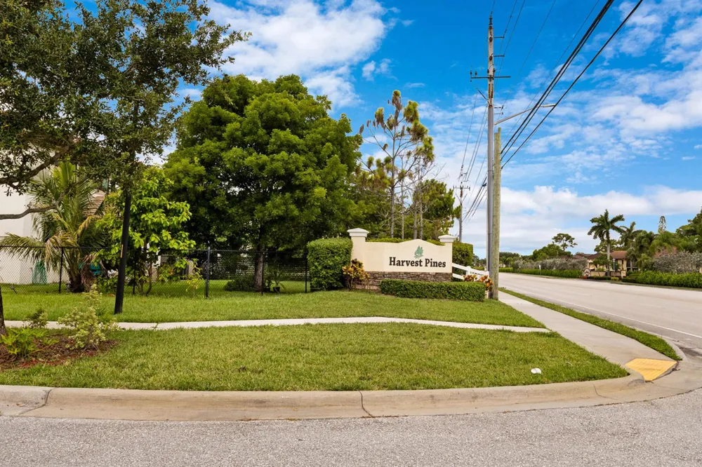 4846 Pond Pine Way 