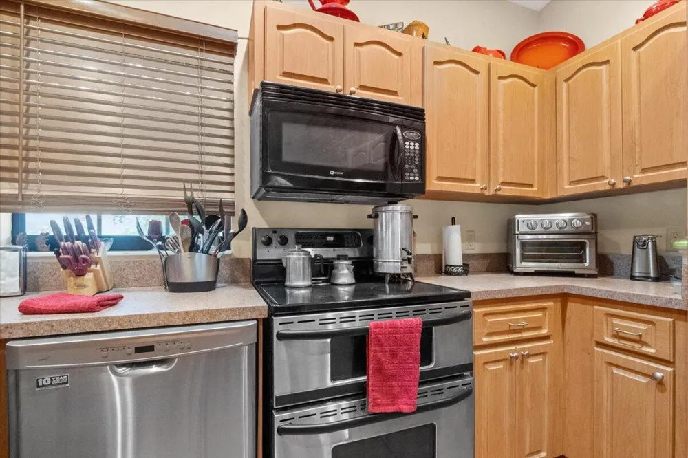 1121 River Road Moore Haven, FL 33471