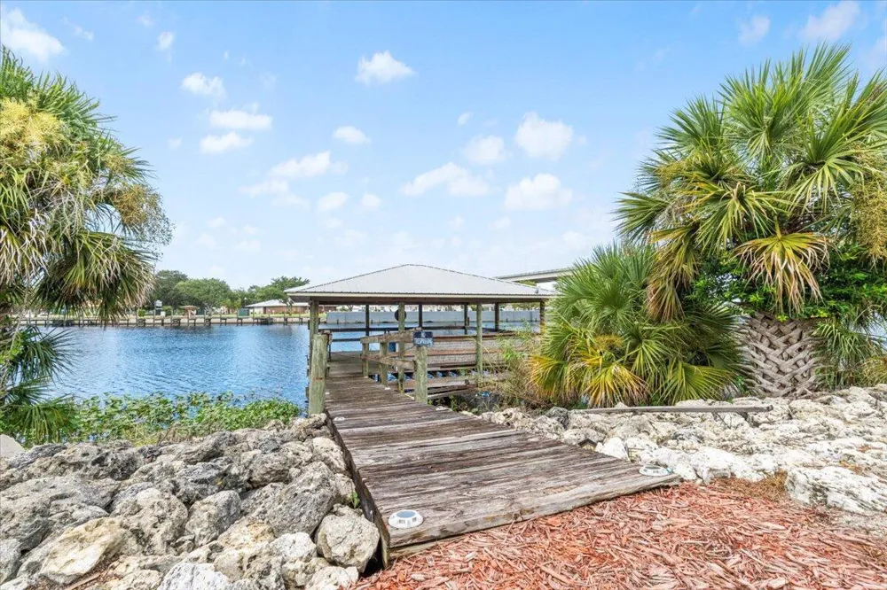 1121 River Road Moore Haven, FL 33471