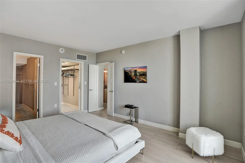 10275 Collins Ave #1116 Bal Harbour, FL 33154