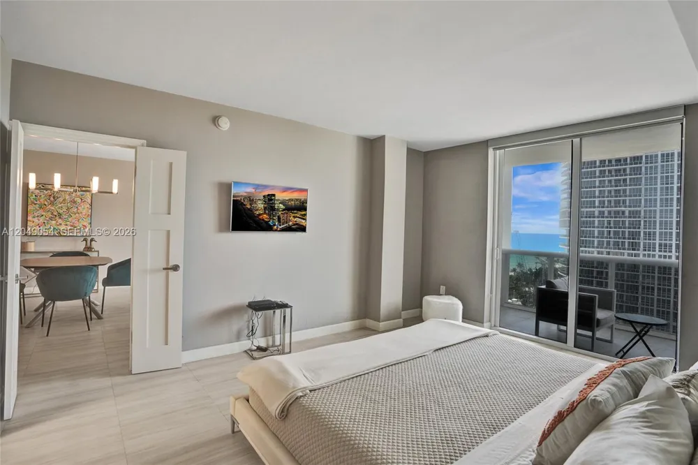 10275 Collins Ave #1116 Bal Harbour, FL 33154