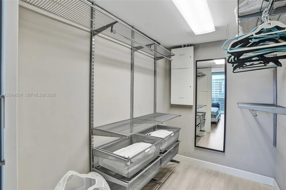 10275 Collins Ave #1116 Bal Harbour, FL 33154