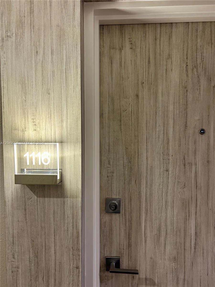10275 Collins Ave #1116 Bal Harbour, FL 33154