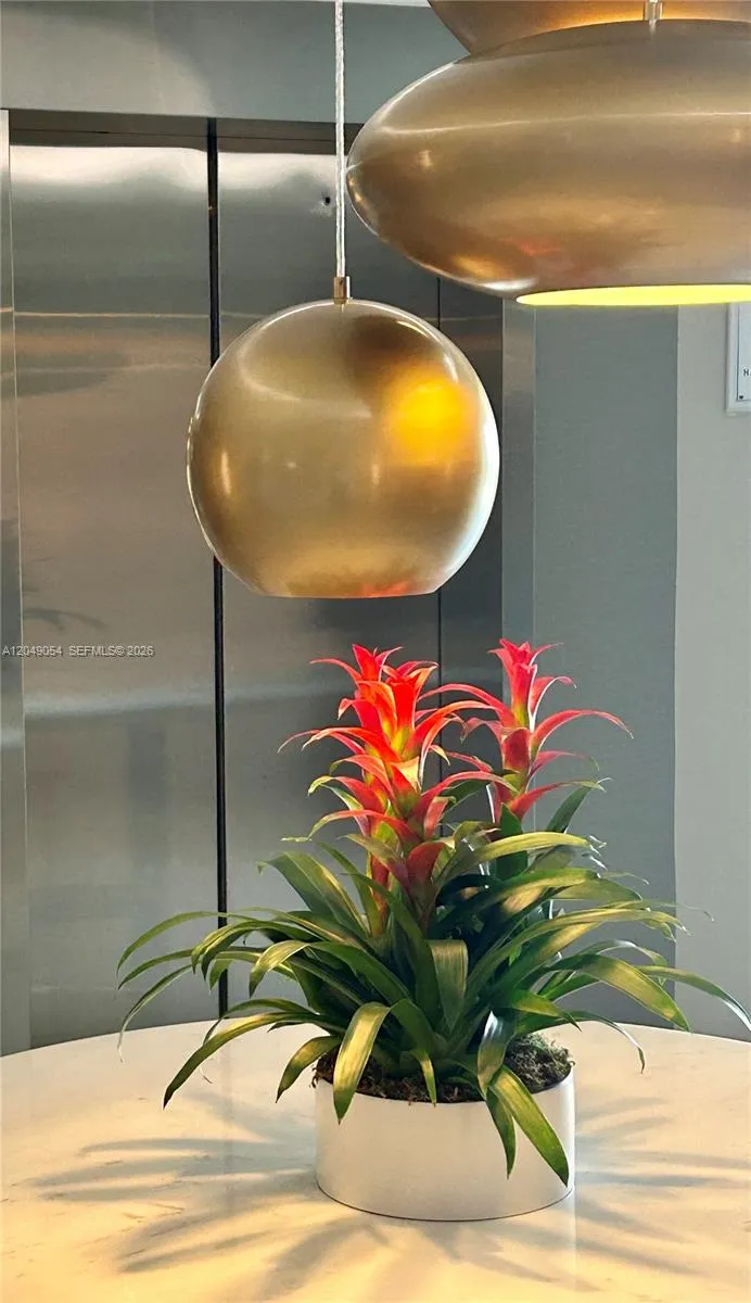 10275 Collins Ave #1116 Bal Harbour, FL 33154