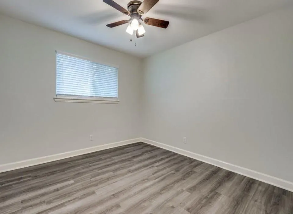 1013 Gunnison Street #4 Sealy, TX 77474
