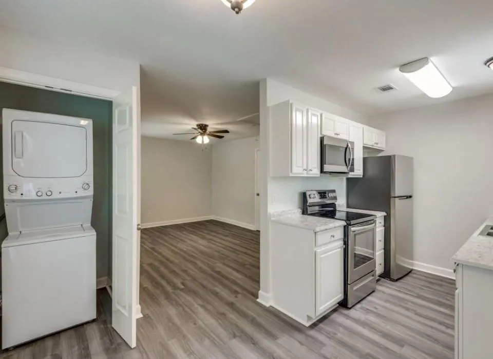 1013 Gunnison Street #4 Sealy, TX 77474