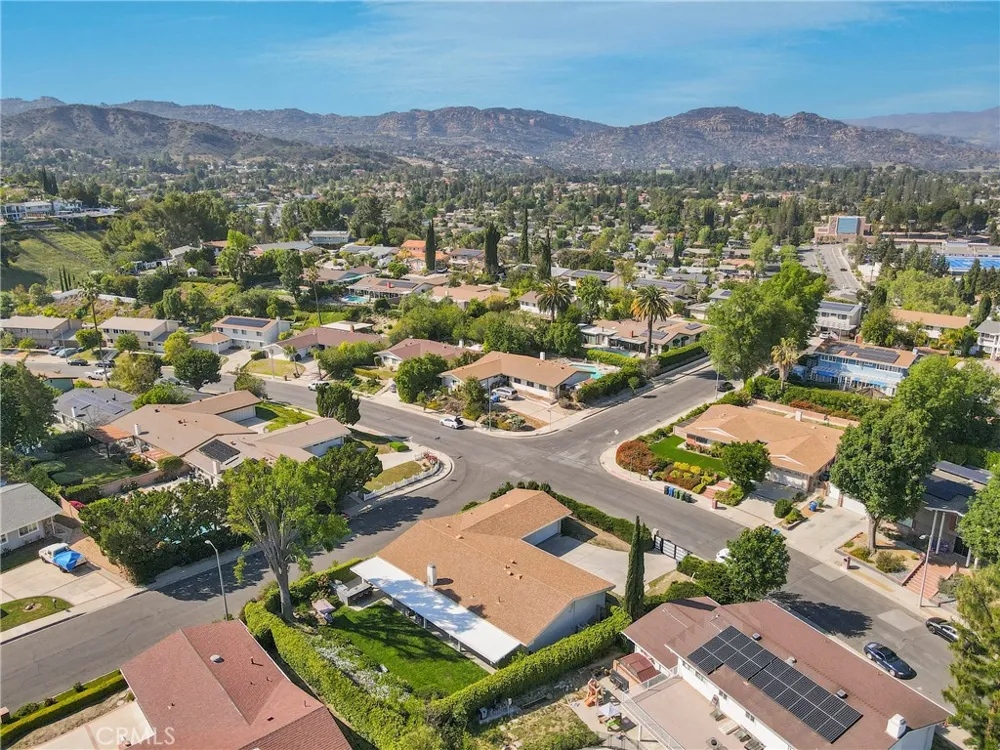 7293 Cirrus Way West Hills, CA 91307