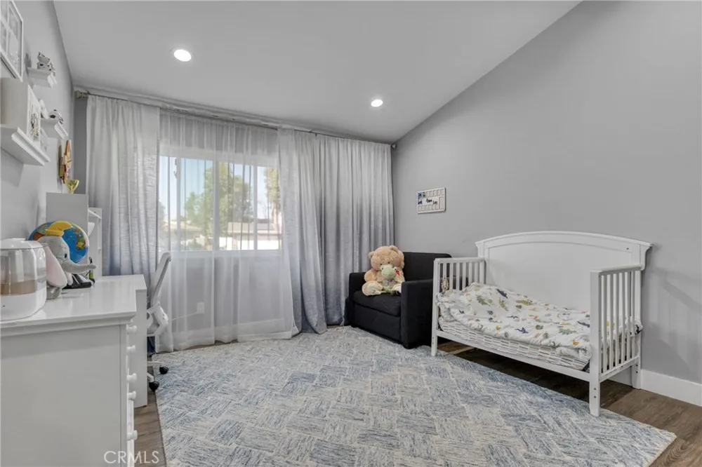 7293 Cirrus Way West Hills, CA 91307
