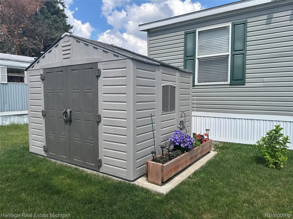 50948 Connecticut Novi City, MI 48374