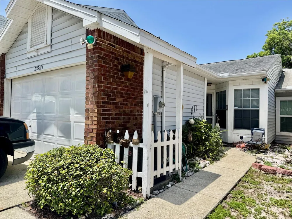 3121 BEECHER DRIVE E #D Palm Harbor, FL 34683