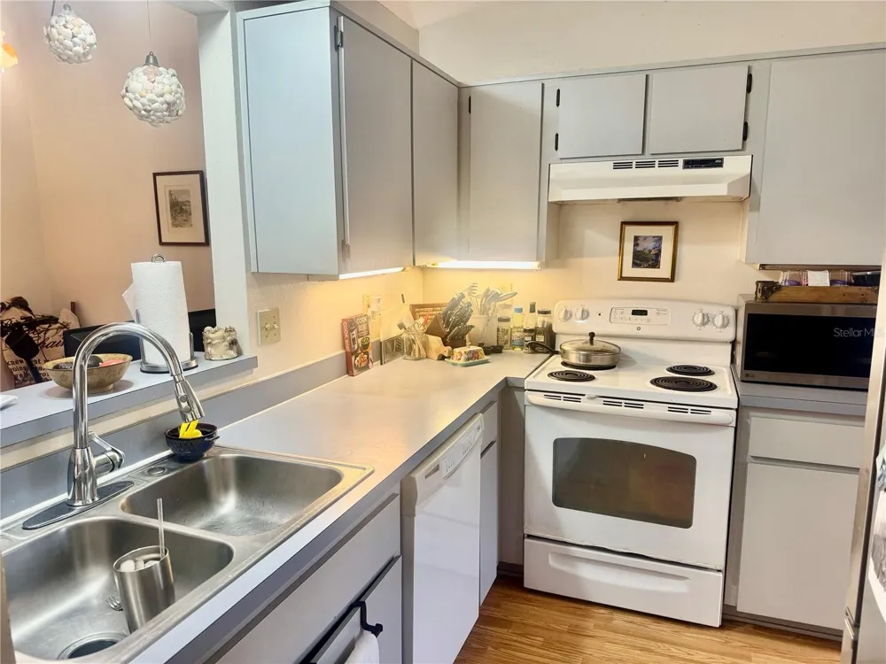 3121 BEECHER DRIVE E #D Palm Harbor, FL 34683