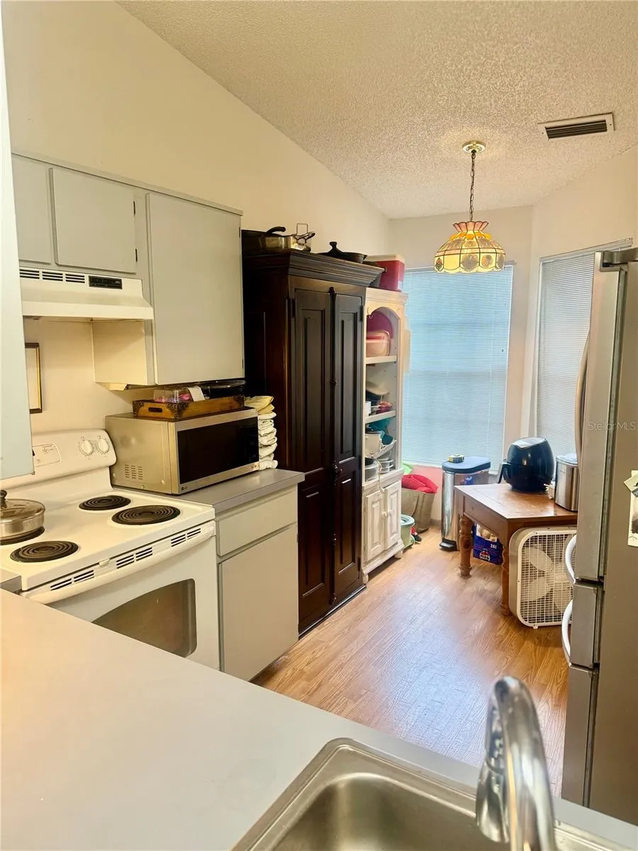 3121 BEECHER DRIVE E #D Palm Harbor, FL 34683