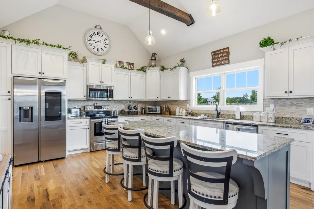529 Clearview Rd Cottontown, TN 37048