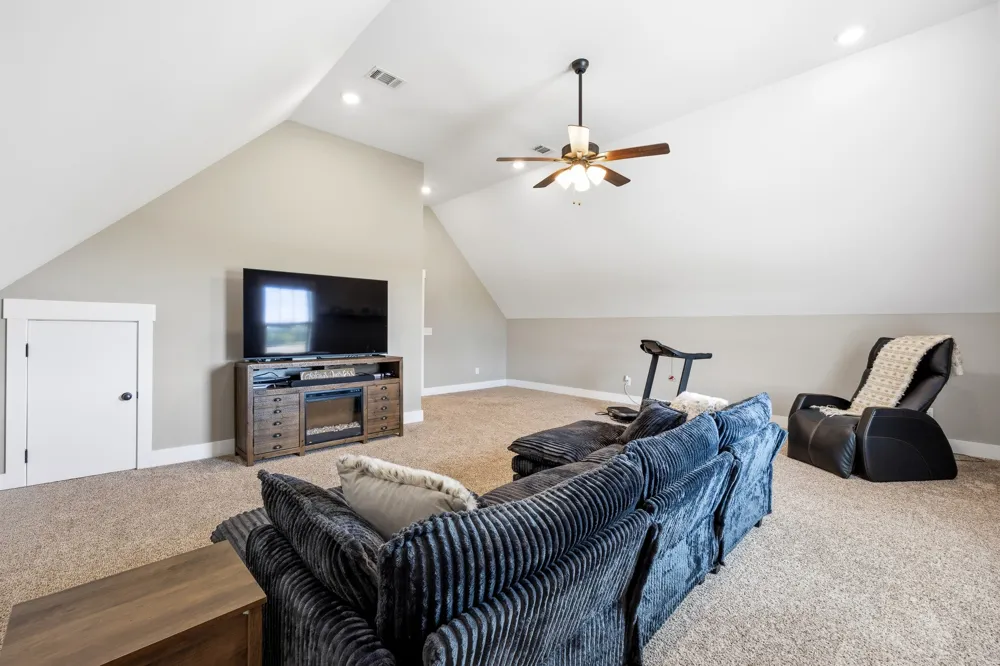 529 Clearview Rd Cottontown, TN 37048