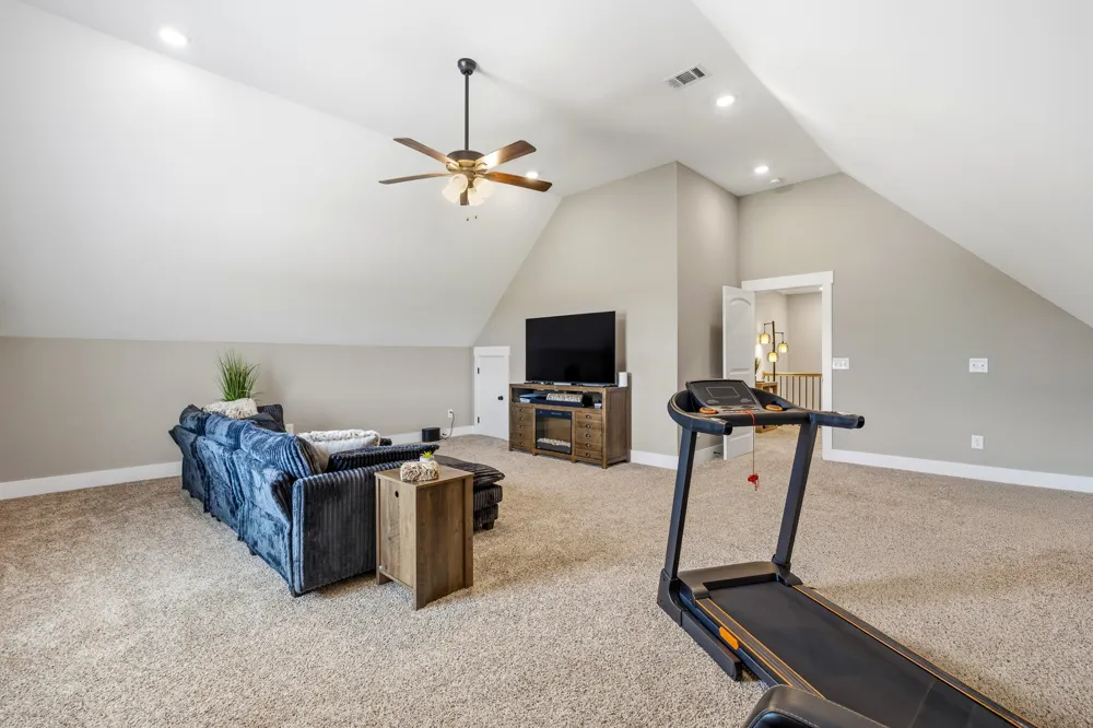 529 Clearview Rd Cottontown, TN 37048