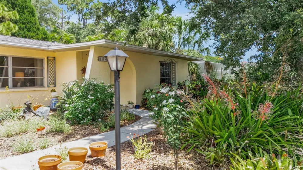 1808 49TH STREET W Bradenton, FL 34209