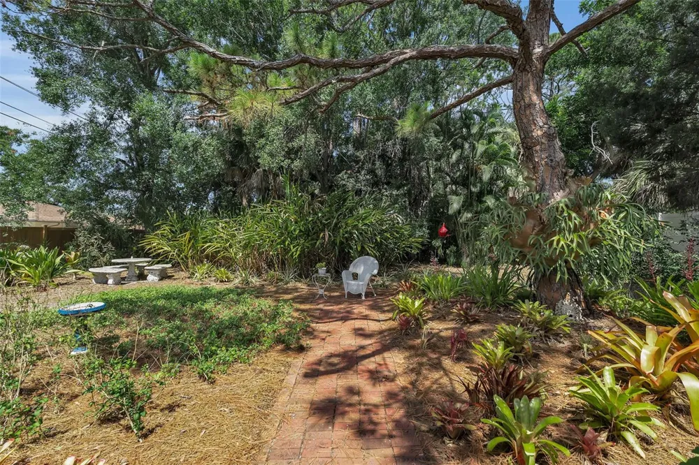 1808 49TH STREET W Bradenton, FL 34209