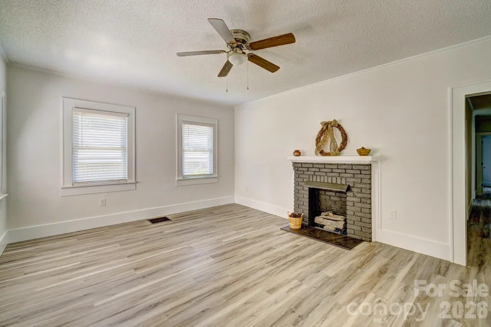507 S Elm Street Cherryville, NC 28021