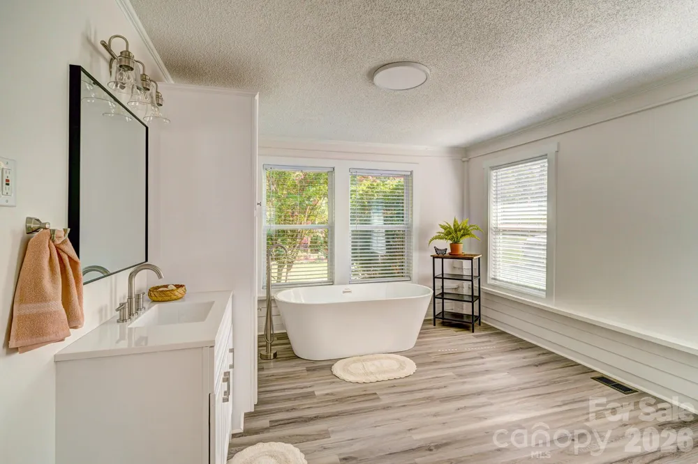 507 S Elm Street Cherryville, NC 28021