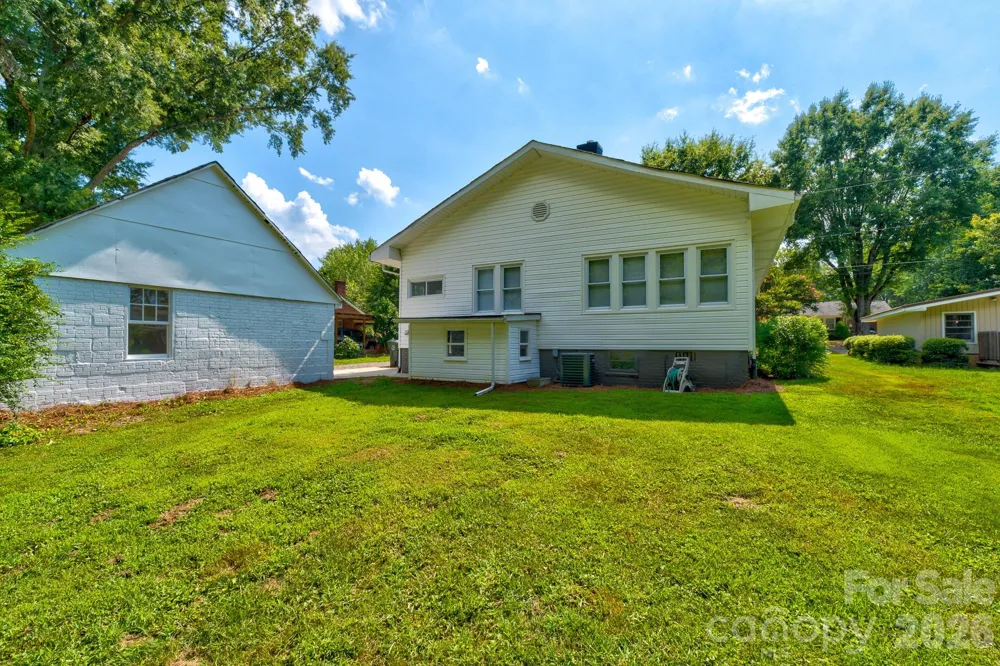 507 S Elm Street Cherryville, NC 28021