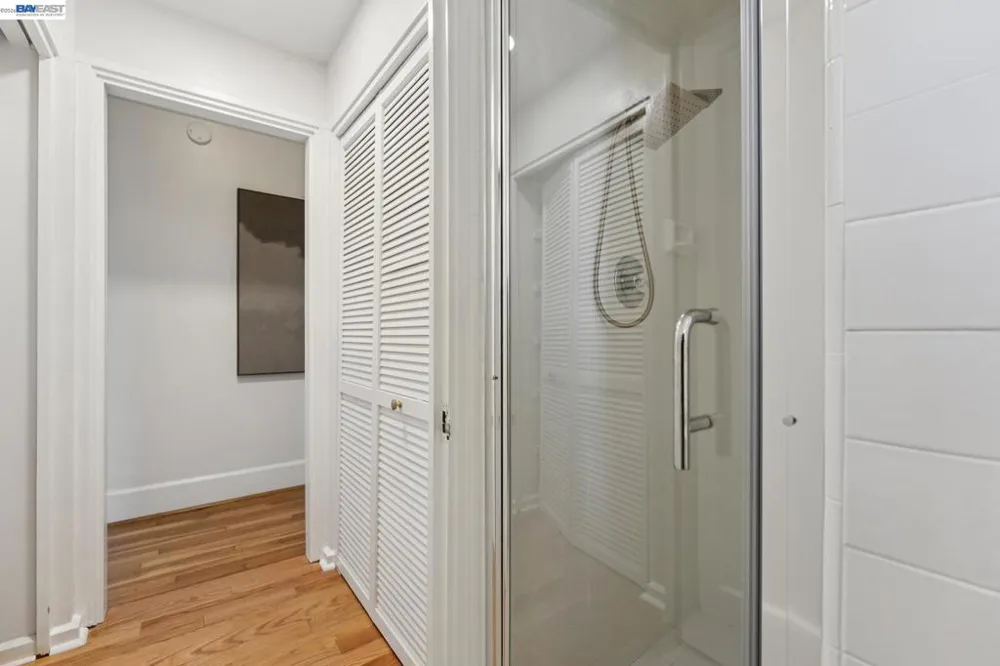 200 Lakeside Dr #202 Oakland, CA 94612