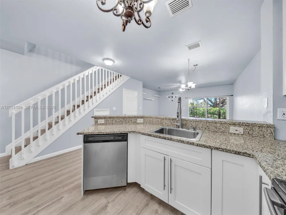 8306 Santa Monica Ave Tamarac, FL 33321