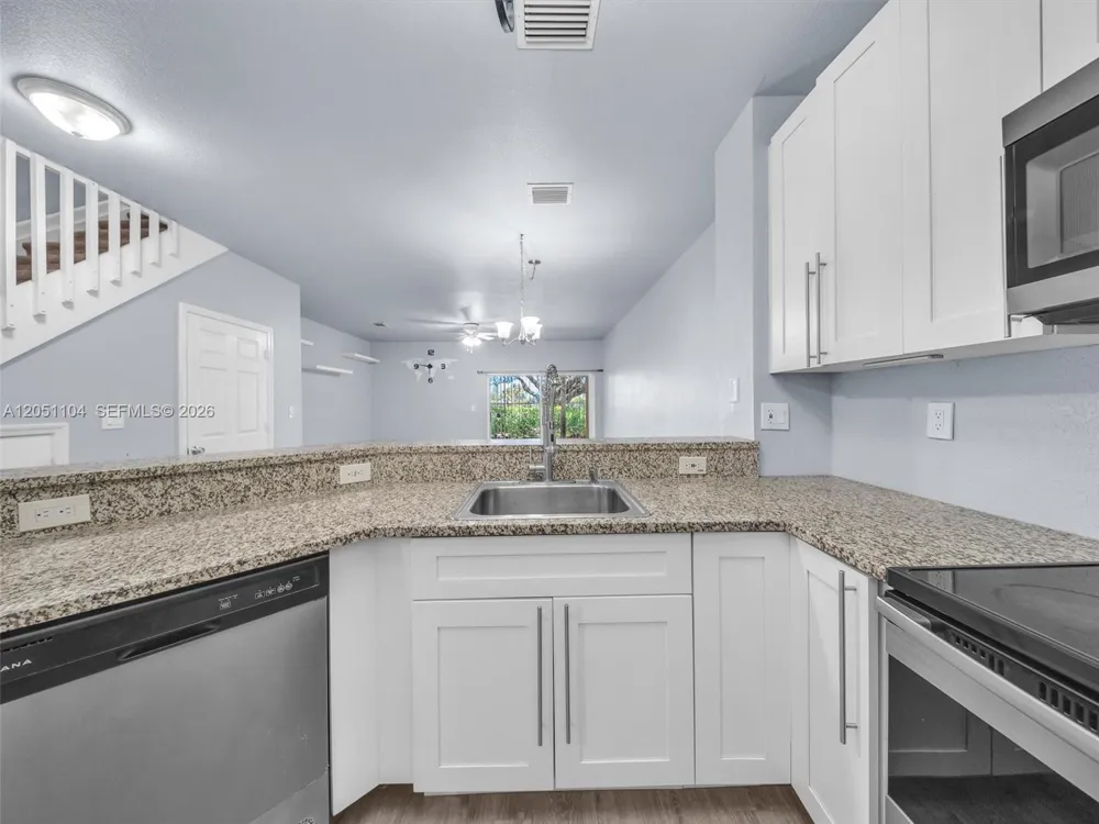 8306 Santa Monica Ave Tamarac, FL 33321