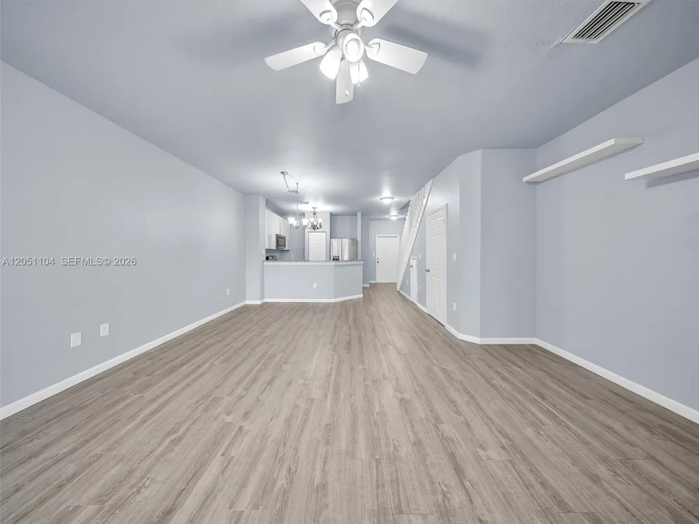 8306 Santa Monica Ave Tamarac, FL 33321