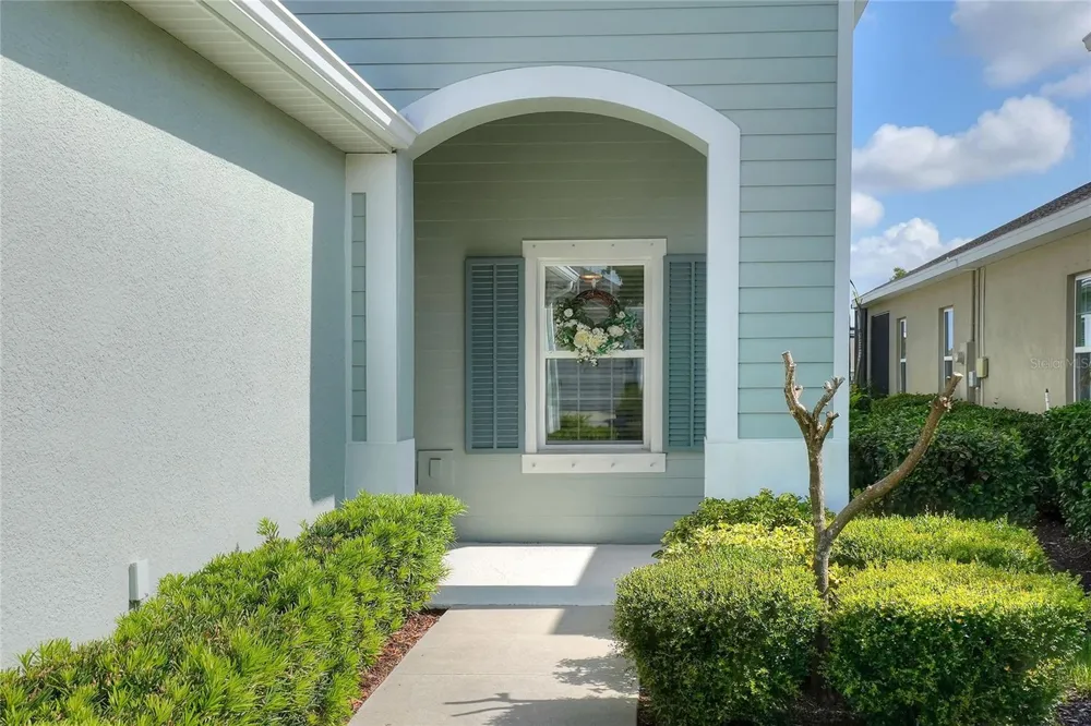 13529 CIRCA CROSSING DRIVE Lithia, FL 33547